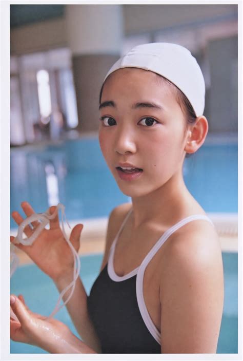 Miyawaki Sakura 1st Photobook 「sakura」 Akb48 Photo 38645791 Fanpop