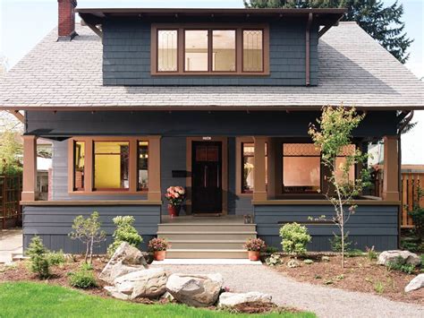 10 Exterior House Colors That Endure Craftsman Bungalows Craftsman