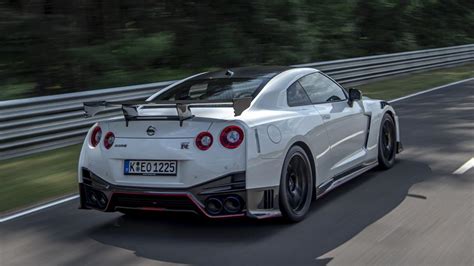 Like our page and check back for leaking news, info, pics, videos Essai : Nissan GT-R Nismo (2020) - TopGear