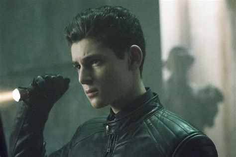 Gotham Season 5 Episode 2 Details Images And Clips The Batman Universe