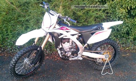 Ils conviennent pour un remplacement. 2013 Yamaha YZ 250 F YZF 250 BJ 13 Conversion to 290ccm