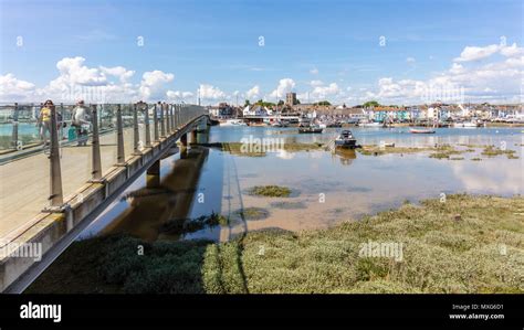 Shoreham By Sea Beach Hi Res Stock Photography And Images Alamy