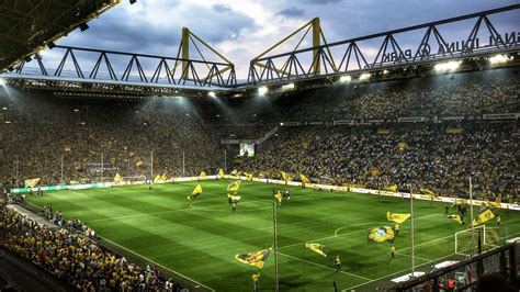 Bvb dortmund versteckt in dresden seinen bus aus angst vor randalierern. Signal Iduna Park Wallpapers - Wallpaper Cave