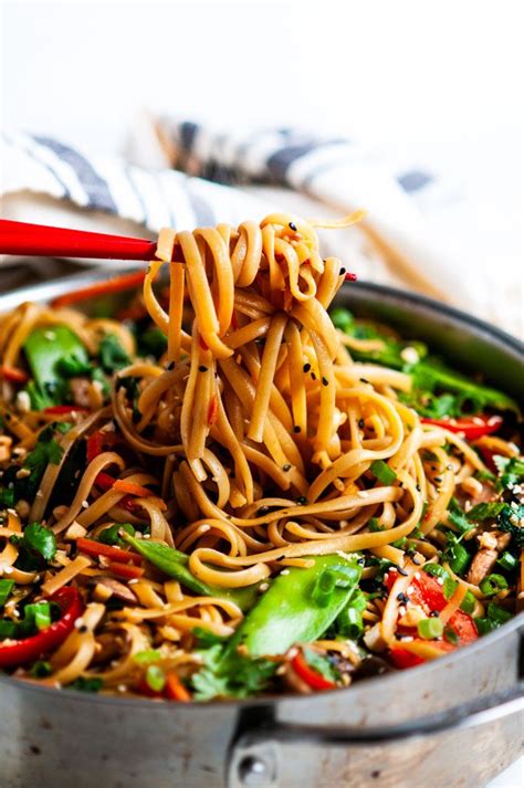 3 lean meat, 2 vegetable, 1/2 fat. Spicy Thai Noodle Stir Fry - Aberdeen's Kitchen