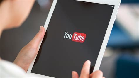 How to report a channel on youtube: Picture Of Struggling YouTube Emerges From Report ...