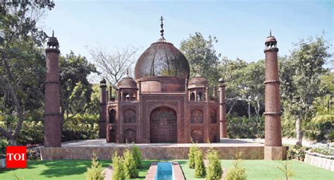 Seven Wonders Of The World At Delhis Waste To Wonder Park Delhi News