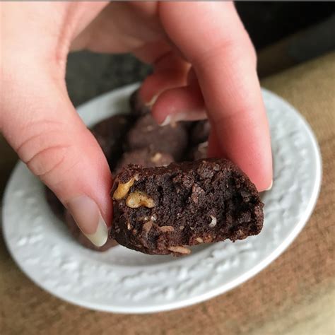 Keto Chocolate Coconut Cookies Mouthwatering Motivation