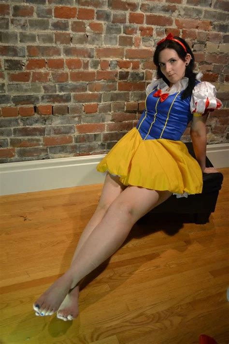 Pin By Garth Obrien On Snow White Cosplay Pinterest