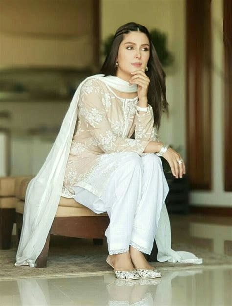 Ayeza Khan Favourite Celebrities♡ In 2019 Pakistani Suits