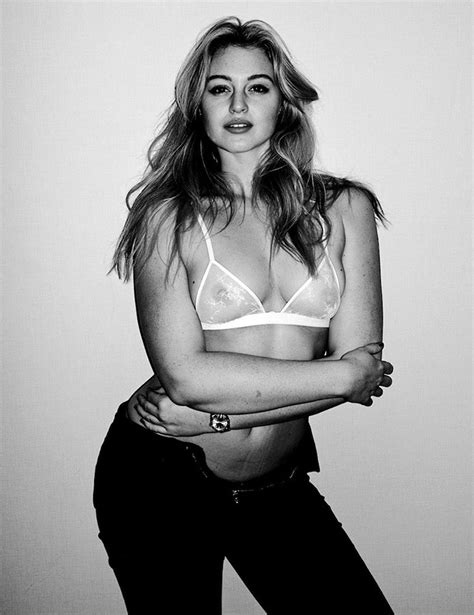 English Busty Model Iskra Lawrence Nude Photos Scandal