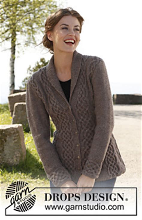 These patterns are not my designs but links to other designers who have generously shared their patterns. Ravelry: 143-1 Celtica pattern by DROPS design