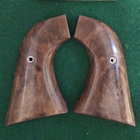 Ruger New Vaquero Extended Xr3 Claro Walnut Texas Grips