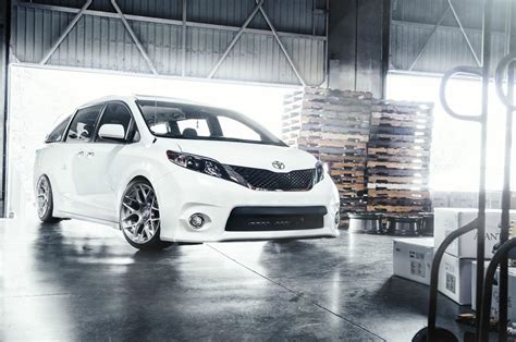 Minimum and maximum tire sizes of toyota sienna tires. Toyota Sienna custom wheels Avant Garde M590 20x10.0, ET ...