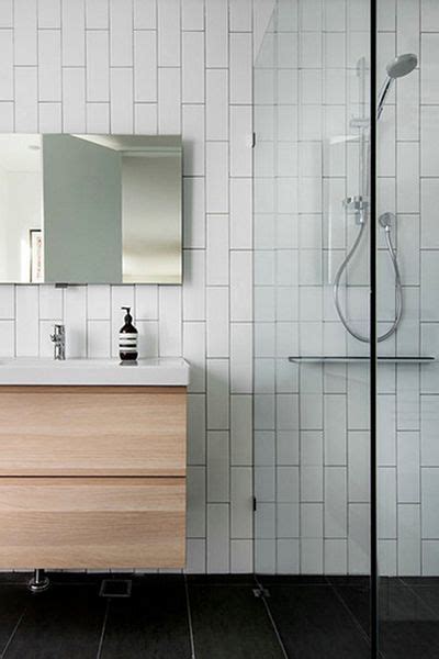 Lay bathroom wall tiles horizontally vertically ideas. Bathroom Inspiration: Gorgeous Tile Ideas | Bathroom ...