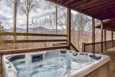 Top Vacation Rentals With Hot Tubs In The Nc Mountains Discover