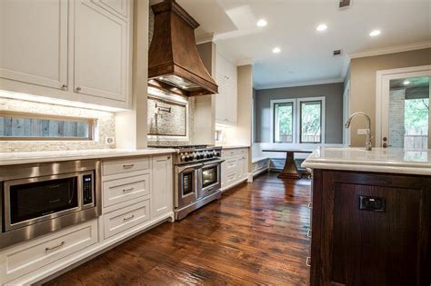 We did not find results for: Kitchen with Window Backsplash - Transitional - Kitchen