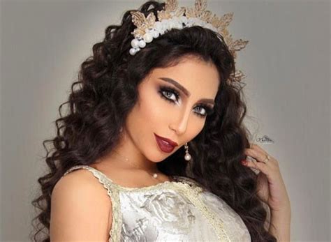 يا نفس قد أزف الرحيل download. جولولي | دنيا بطمة تزين يديها وساقيها بنقوش الحنة.. شاهد