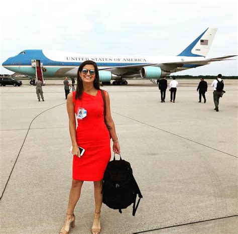 Kaitlan Collins On Instagram Two Days Ago I Was The Middle Seat On The 32nd Row Of A Delta