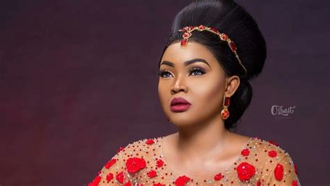 Rumors tabled that the actress was in a relationship with a married politician and she instantly denied it, saying she has been blessed by god and has a successful. The Interior Of Mercy Aigbe's House (Photos) - Celebrities ...