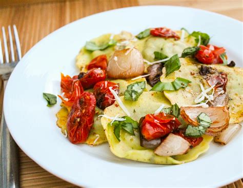 Ravioli With Cherry Tomatoes And Basil The Food Charlatan