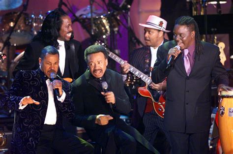 Earth, wind & fire were one of the most musically accomplished, critically acclaimed, and commercially popular funk bands of the '70s. Earth, Wind & Fire - M&M Group Entertainment