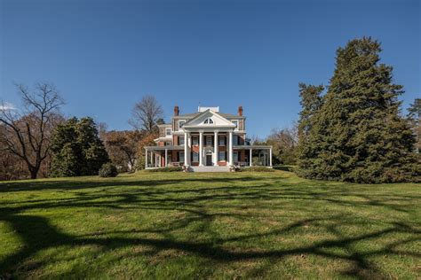 Oakdale A Historic 1838 Colonial Revival Mansion Was Home To A