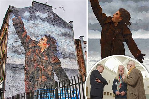 Billy Connolly ‘overjoyed By 50 Foot Glasgow Murals Unveiled For His