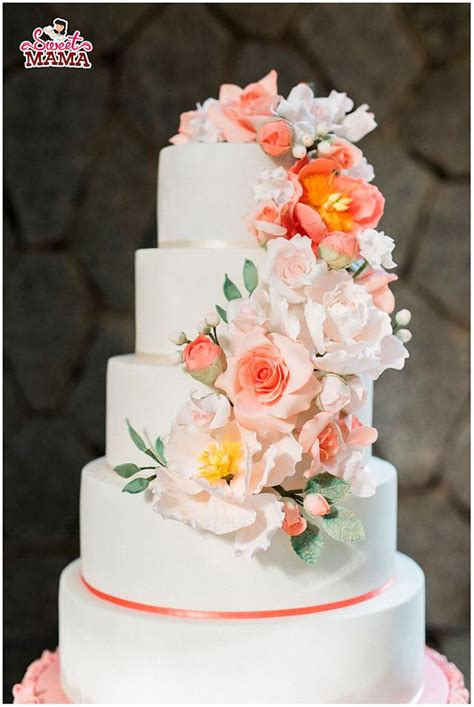 Wedding Cake Peach And Ruffles Cake By Soraya Sweetmama Cakesdecor