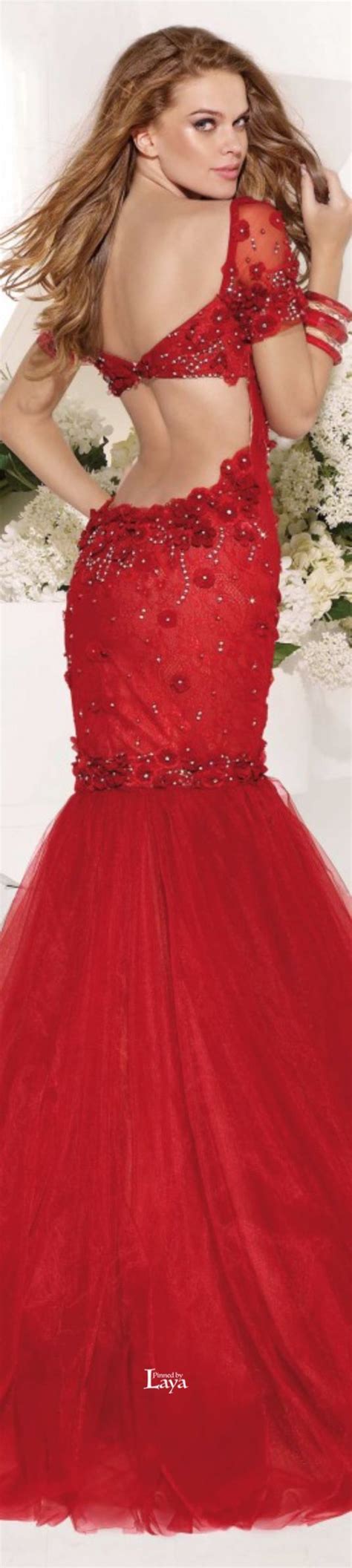 Red Gowns Satin Dresses Formal Dresses Red Fashion Couture Fashion Beautiful Gowns