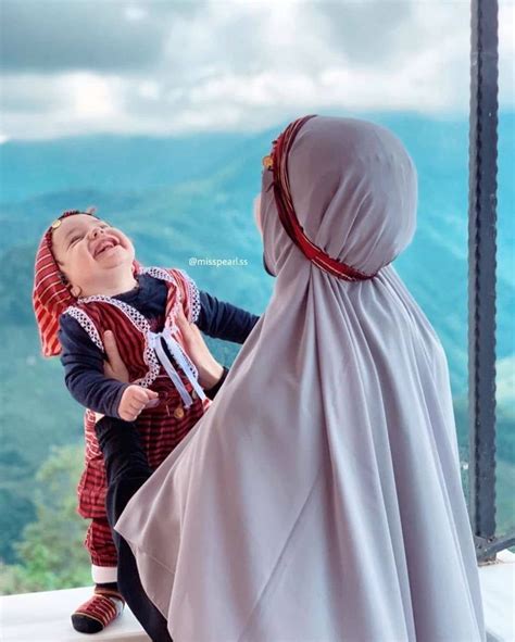 Mother Doughter Hijab In 2020 Mother Daughter Fashion Muslim Girls Islamic Girl