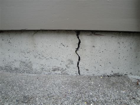 Extreme Homes Foundation Crack Repair In Chicago Kalinowski Deli