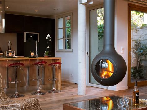 15 Gorgeous Freestanding Suspended Fireplace Design Ideas