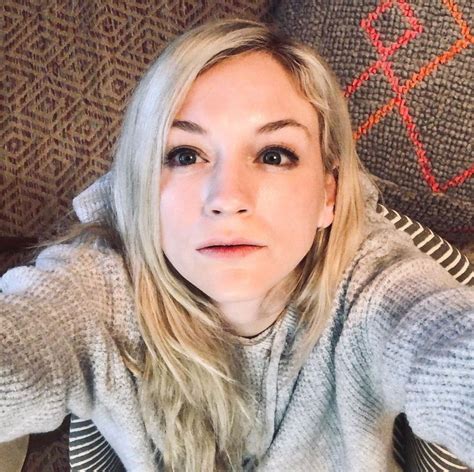 Emily Kinney Style Clothes Outfits And Fashion Celebmafia