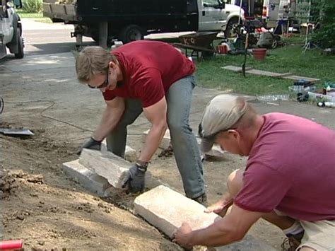 How To Build A Short Retaining Wall How Tos Diy