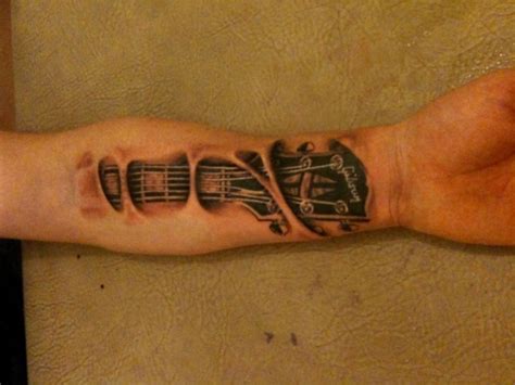 As an example, you might get a subtle wrist tattoo that you eventually turn into a many guys would kill just to have an easy way to start a conversation. 60+ Practically Best Wrist Tattoos for Men