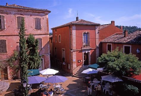Etablissement public de coopération intercommunale (epci). Visitez Roussillon (84) : photos et carte de Roussillon ...
