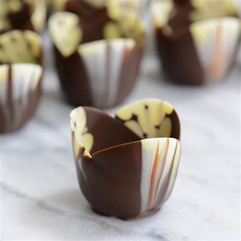 Marbled Chocolate Tulip Cup Mini 2 X 1 Inch Gourmet Food Store