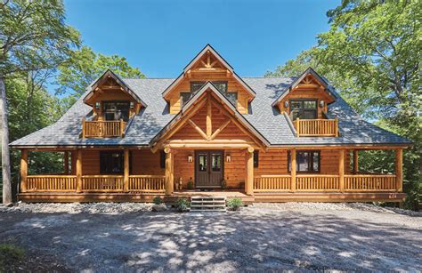A Large Lake Log Cabin With Views From Every Room Log Cabin Exterior