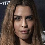 La periodista de antena 3 ainara guezuraga, a través de su cuenta de twitter, ha publicado unas imágenes en las que se ve a montilla atendiendo a uno de los votantes y deseándole un buen día. Significado de Ainara - Mi bebé y yo