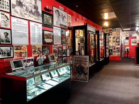 National Comedy Hall Of Fame To Bring Laughs Back Into Lives New Port