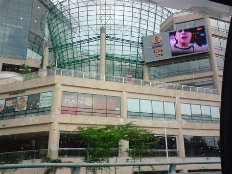 1 utama is malaysia's largest mall with over 700 stores to. faiddatul ajmal: SELANGOR IDAMANKU 9