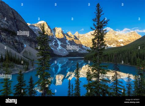 Moraine Lake At Sunrise In Canada Stock Photo Alamy