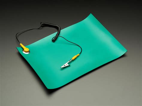 Anti Static Esd Rework Mat With Grounding Clip — A4 Size — 20cm X 30cm