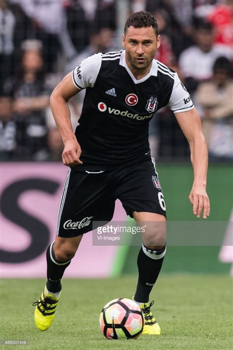 Kasimpasa 2020/21 white match jersey dhl express shipping. Dusko Tosic of Besiktas JKduring the Turkish Spor Toto ...