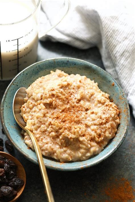 This smooth, creamy rice pudding is delicious and vegan. Easy Vegan Rice Pudding - Fit Foodie Finds