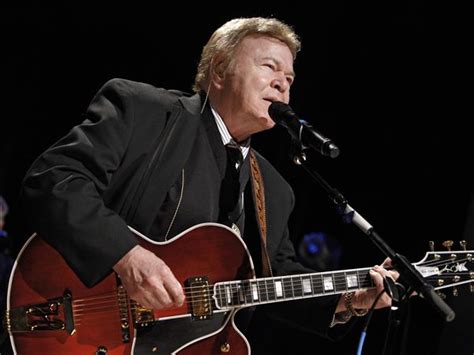 Roy Clark Country Guitar Virtuoso And Hee Haw Star Dies At 85