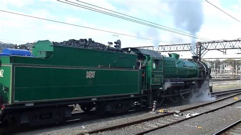 Steam Locomotive 3642 At Sydneys Central Station Youtube