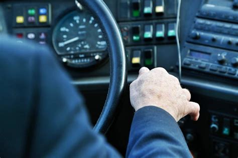 6 Good Driving Reminders To Stay Safe