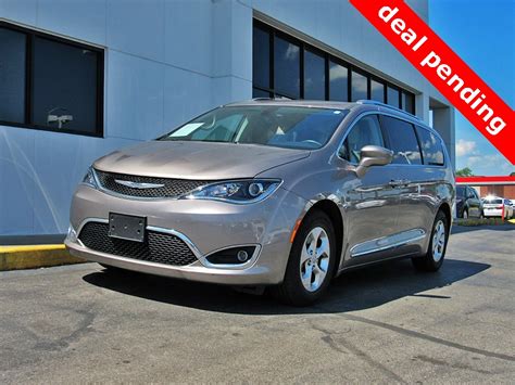 Used 2017 Chrysler Pacifica Touring L Plus For Sale In Indianapolis