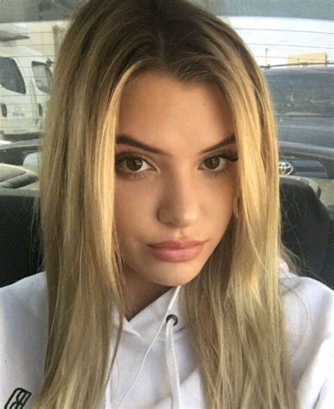 Pin By Zawad On Violet Alissa Violet Hair Violet Hair Hair Beauty